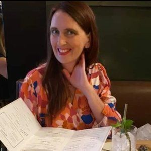 Meet your Posher, Pam